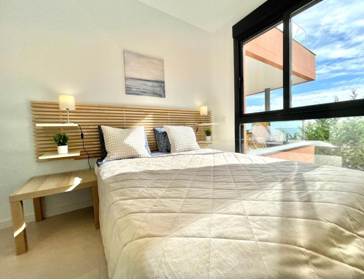 Luxury 3 Bedroom Apartment 300M From The Beach Fuengirola Exterior photo